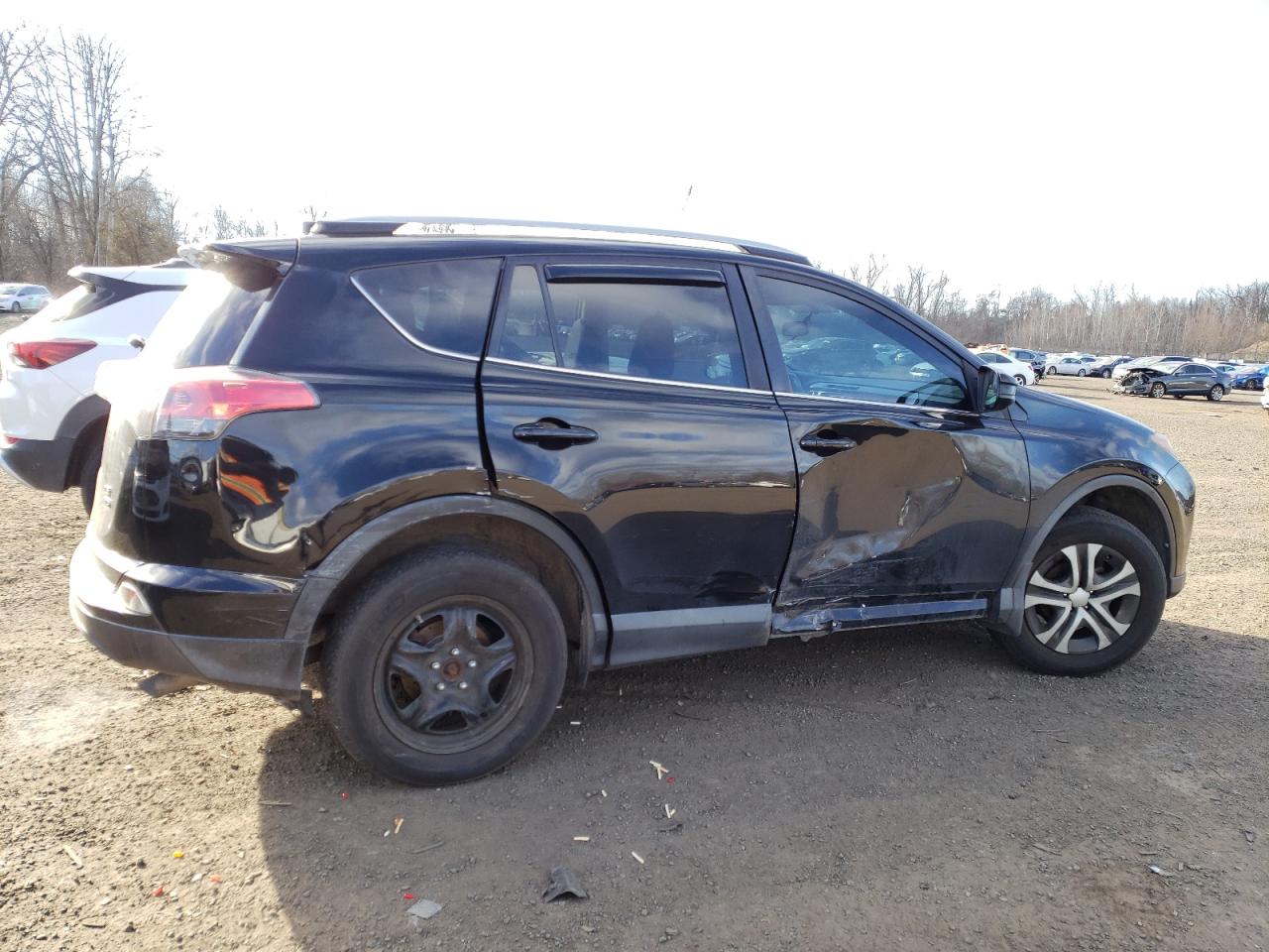 VIN 2T3BFREV9GW465575 2016 TOYOTA RAV4 no.3