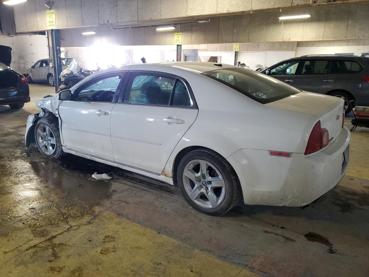 2008 Chevrolet Malibu - Image 2