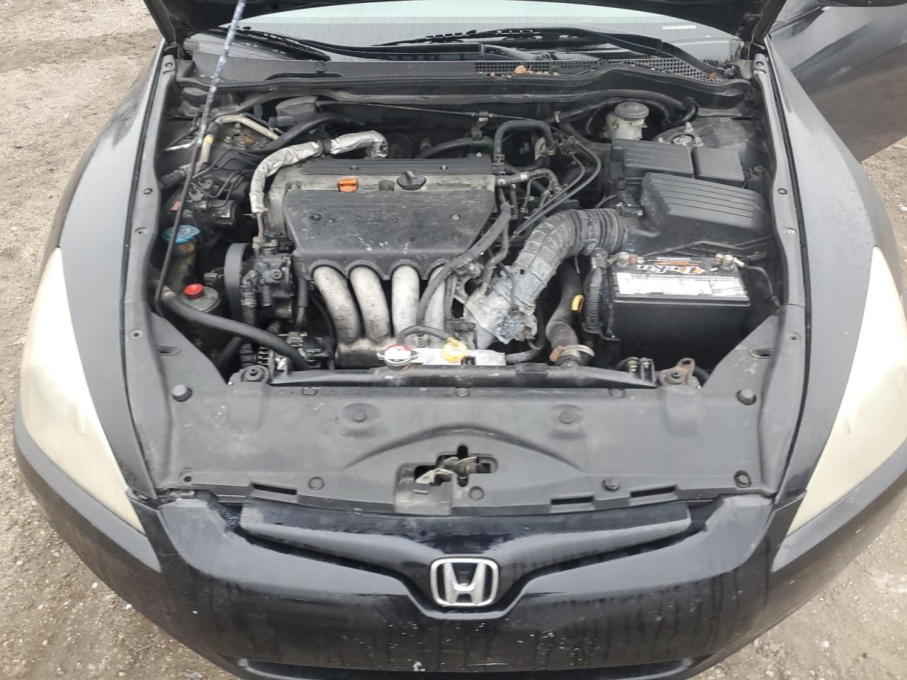 2005 Honda Accord - Image 11