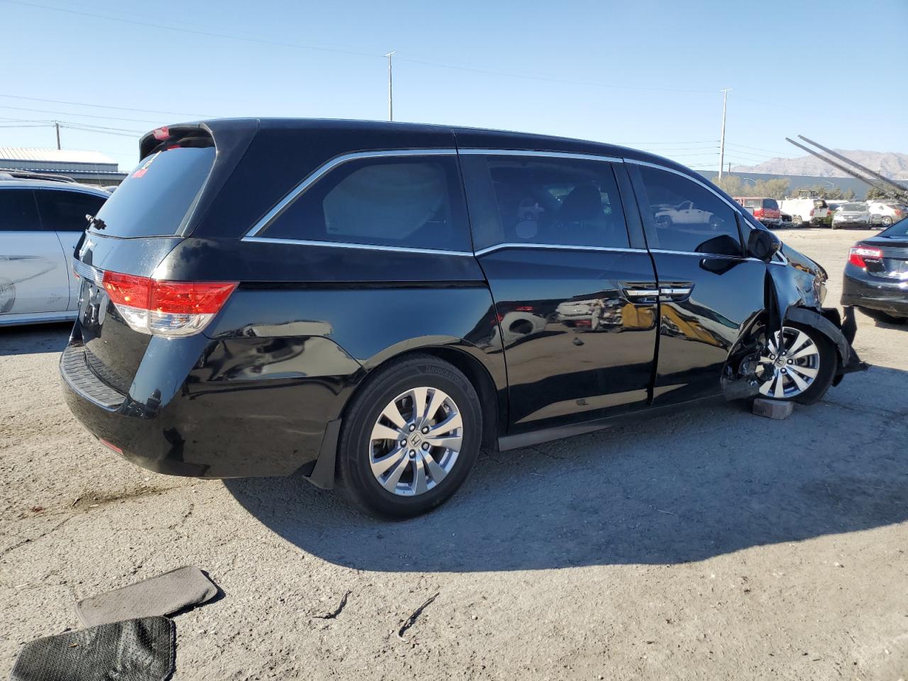 2015 Honda Odyssey - Image 3