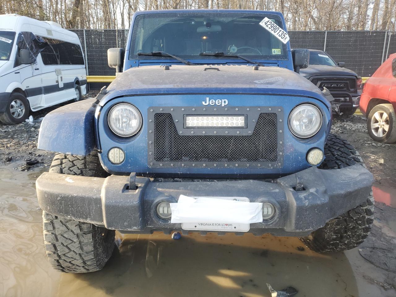 2010 Jeep Wrangler - Image 5