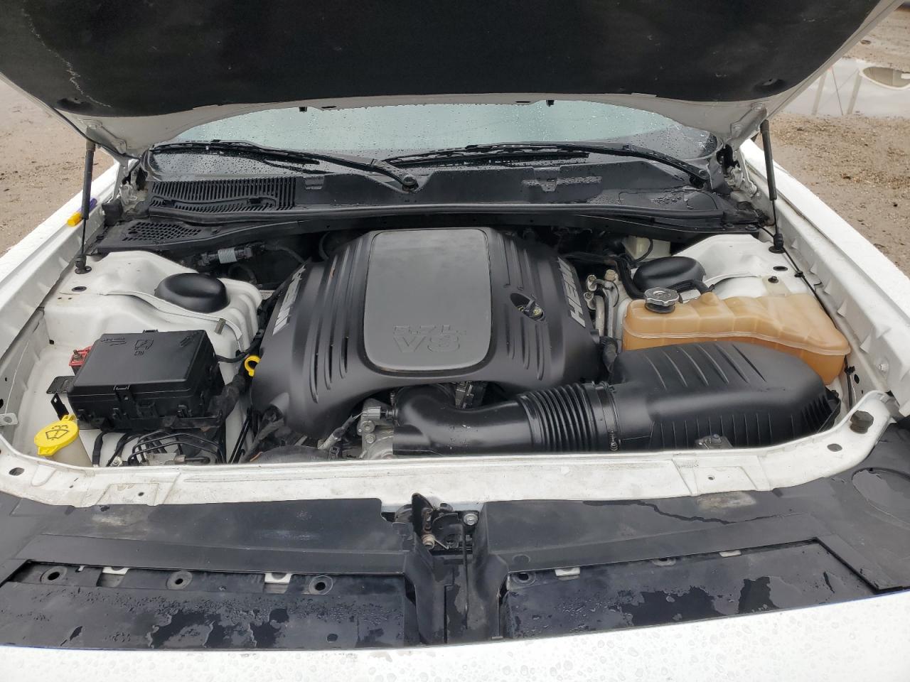 2016 Dodge Challenger - Image 11
