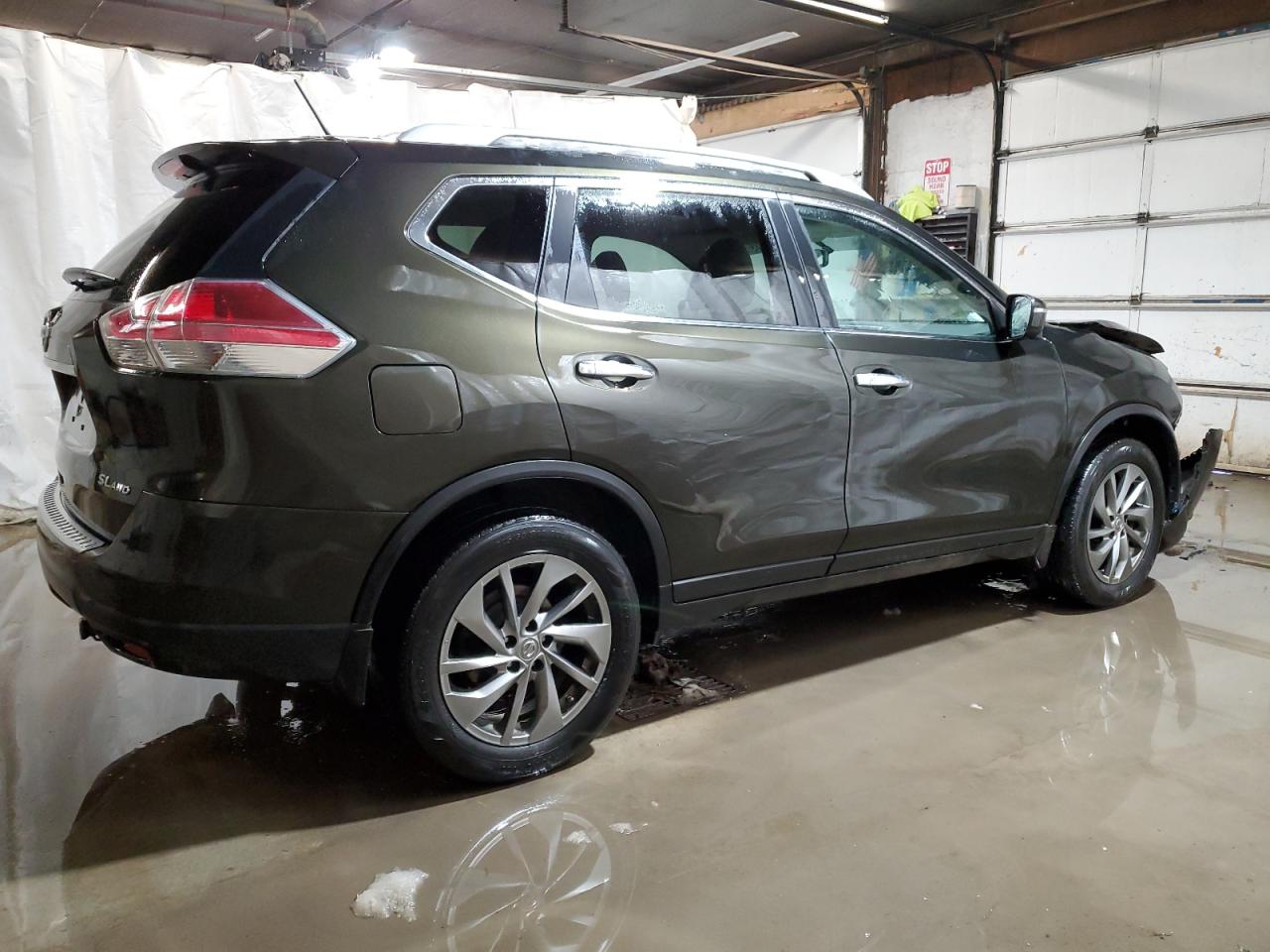 2015 Nissan Rogue - Image 3