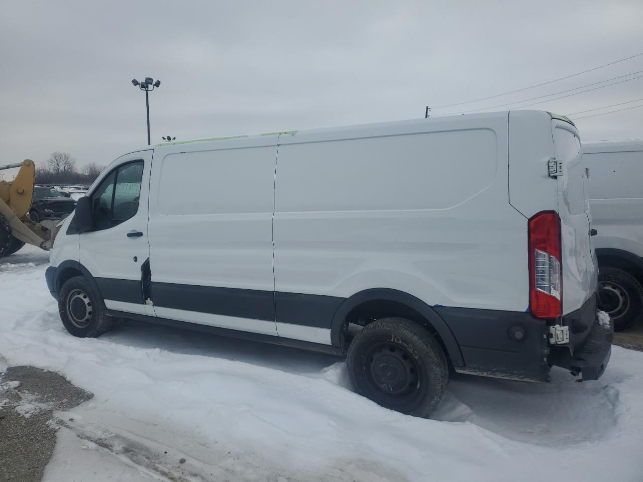 VIN 1FTYR2ZM8GKA37029 2016 FORD TRANSIT no.2