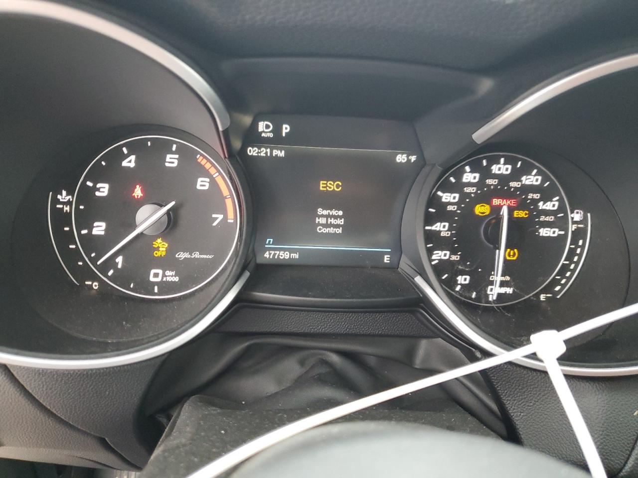 2020 Alfa Romeo Stelvio - Image 9