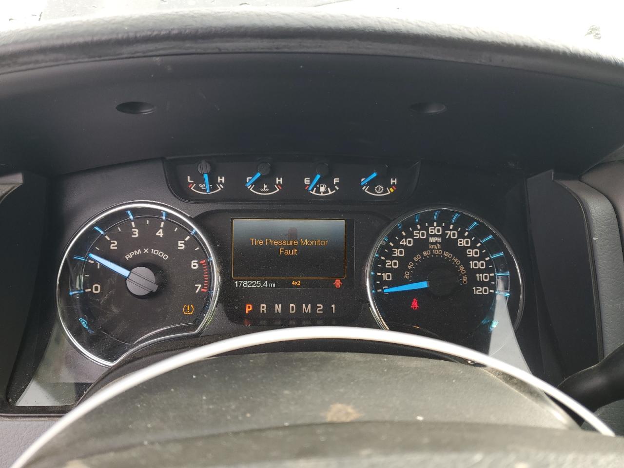 2014 Ford F-150 - Image 9