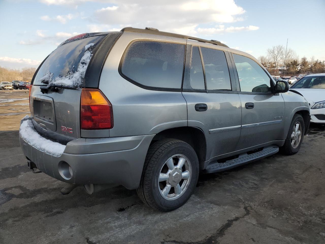 2006 GMC Envoy - Image 3