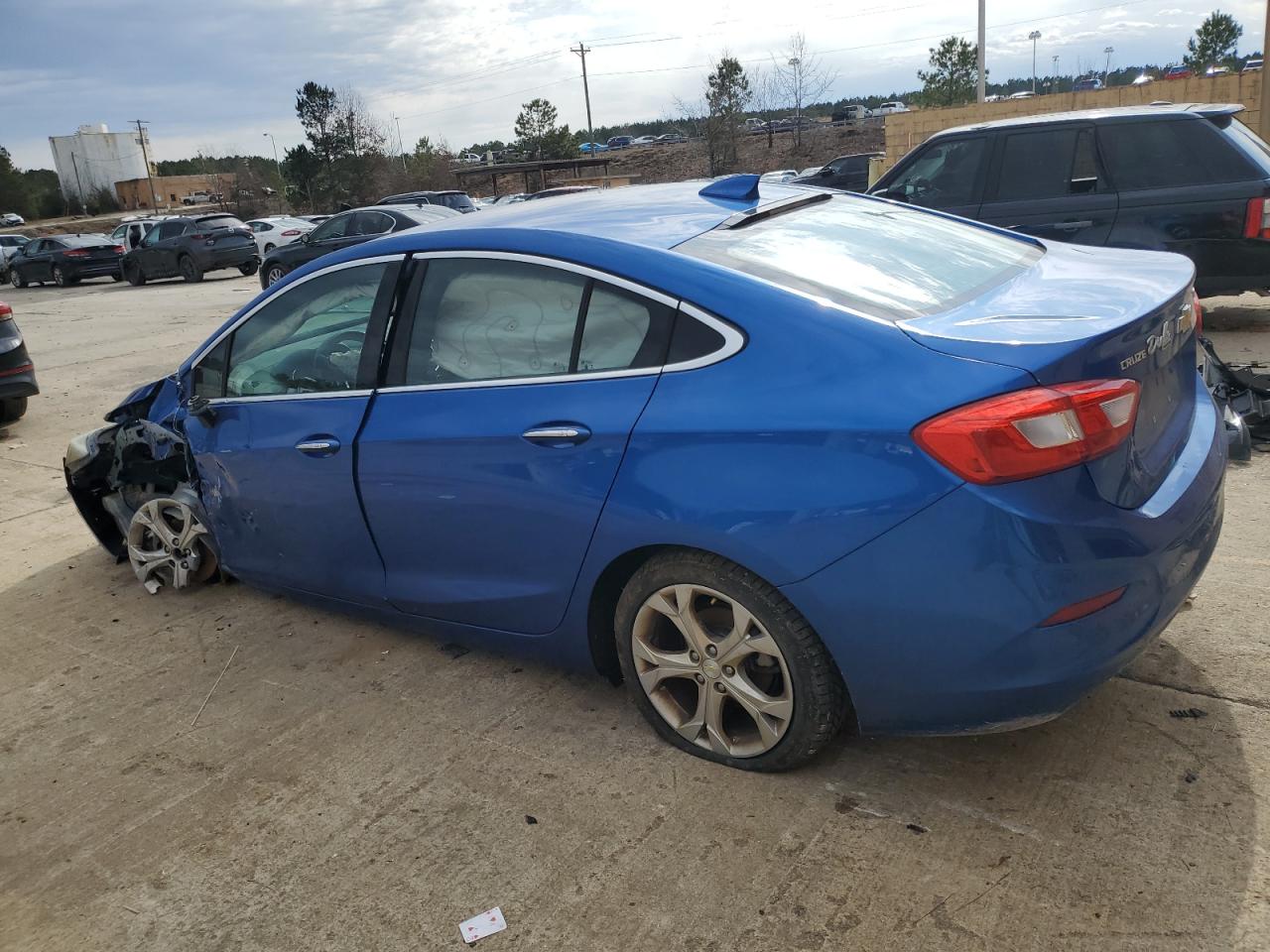 2017 Chevrolet Cruze - Image 2