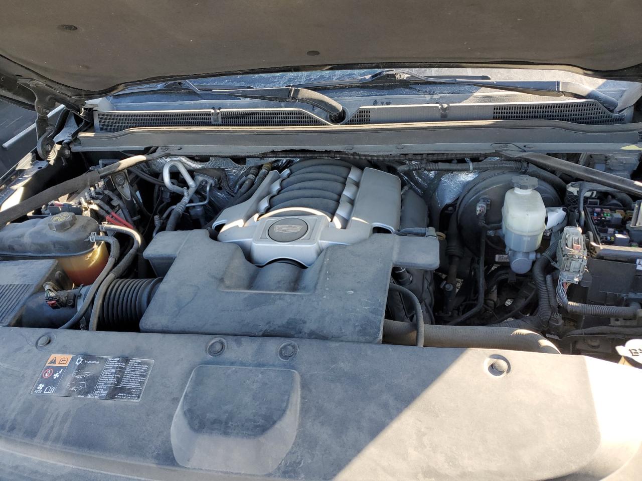 2016 Cadillac Escalade - Image 12