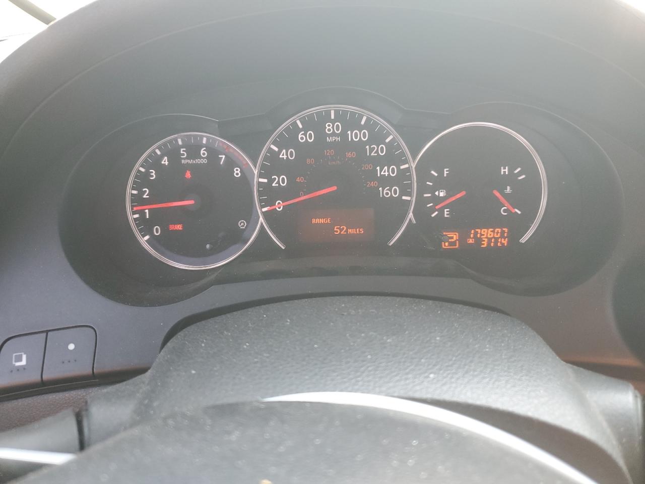2010 Nissan Altima - Image 9