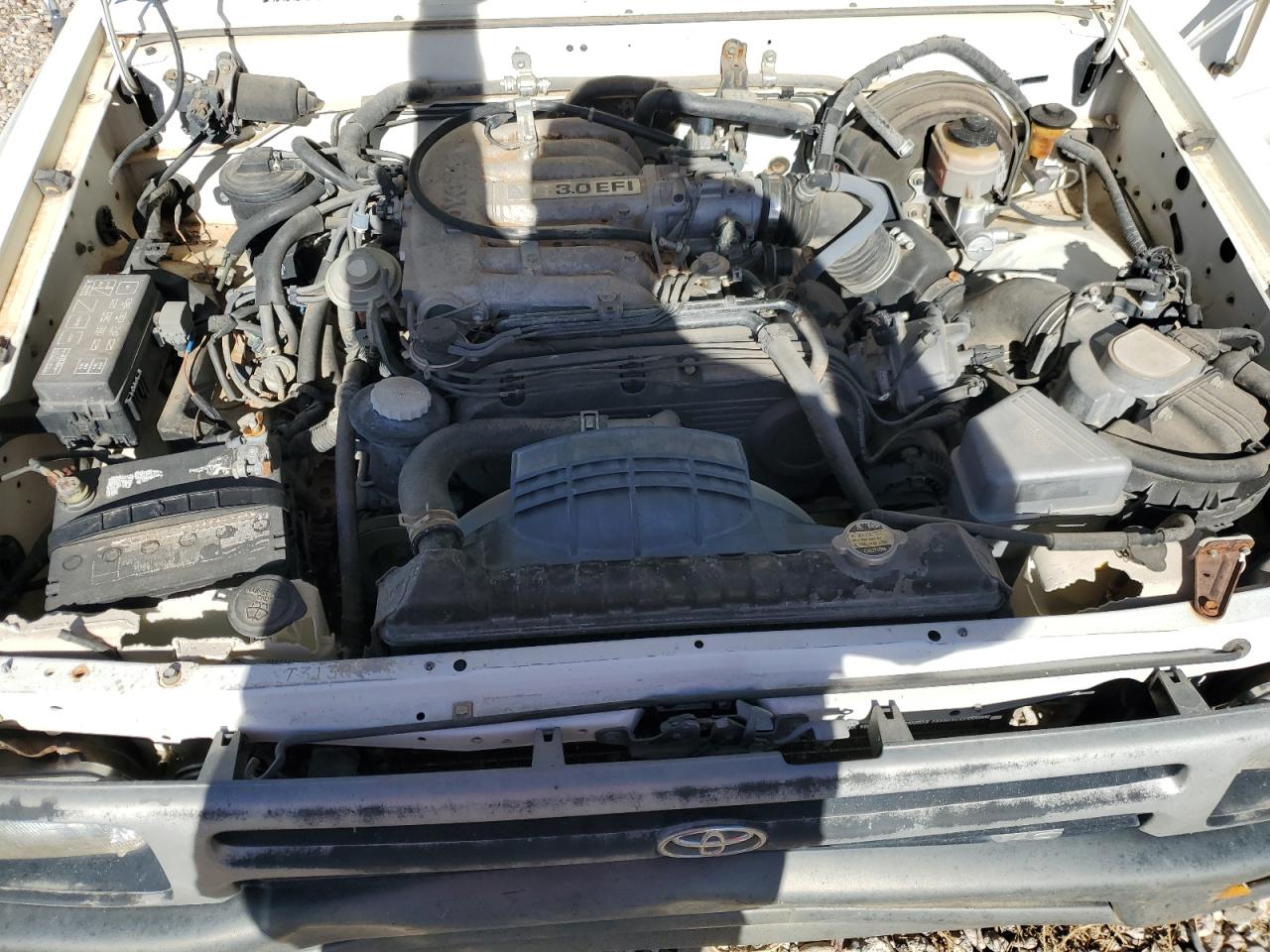 1992 Toyota Pickup Cab Chassis Super Long Wheelbase VIN: JT5VN94T0N0028237 Lot: 75028084