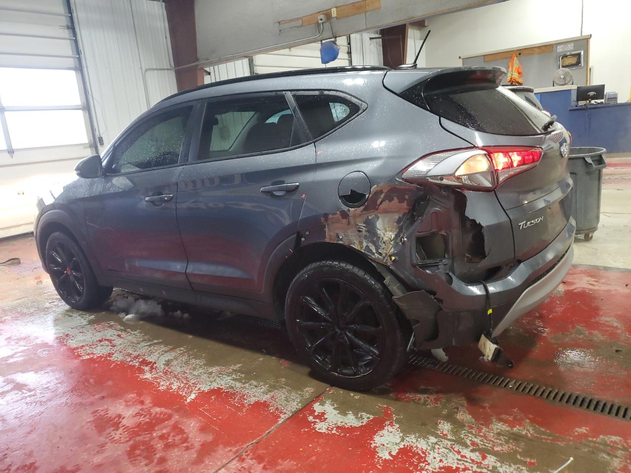 2017 Hyundai Tucson - Image 2