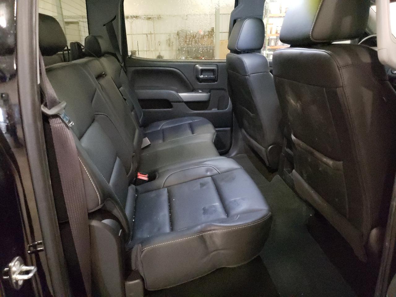 2017 Chevrolet Silverado - Image 10