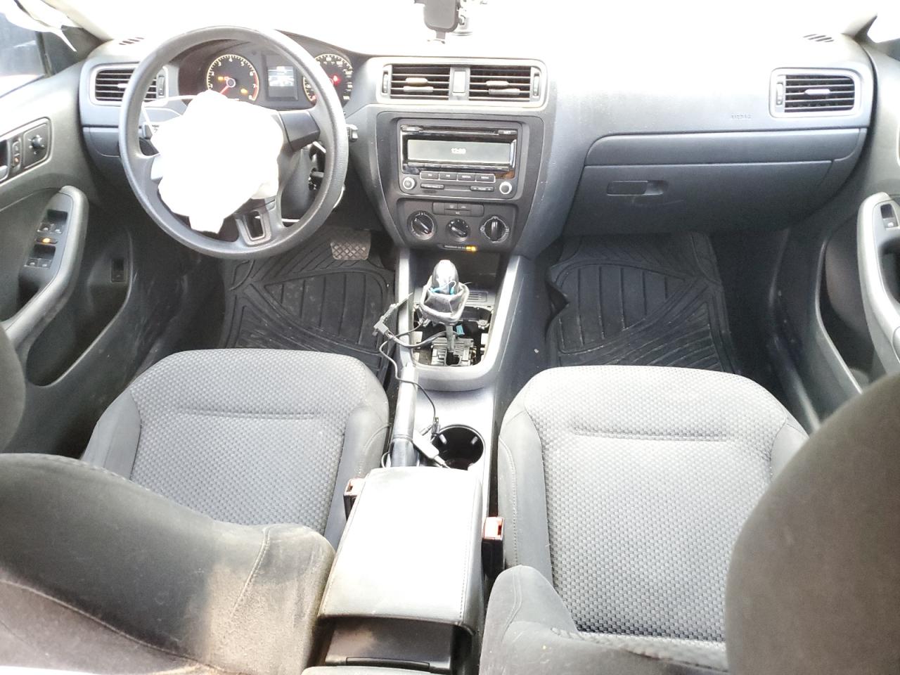 2014 Volkswagen Jetta - Image 8