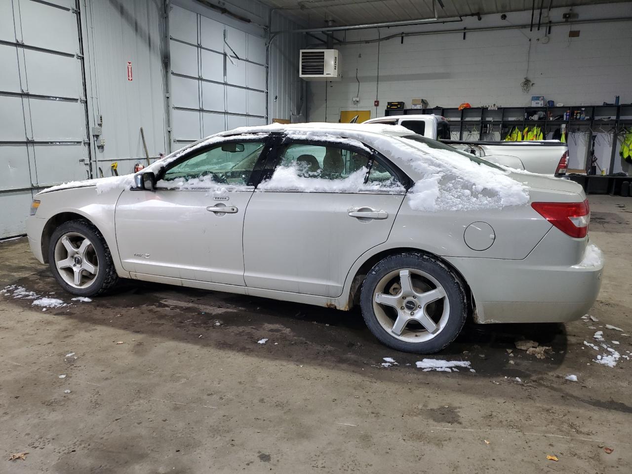 2008 Lincoln MKZ - Image 2