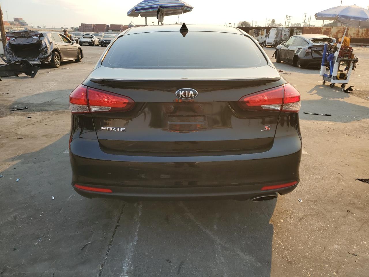 VIN 3KPFL4A75HE014158 2017 KIA FORTE no.6