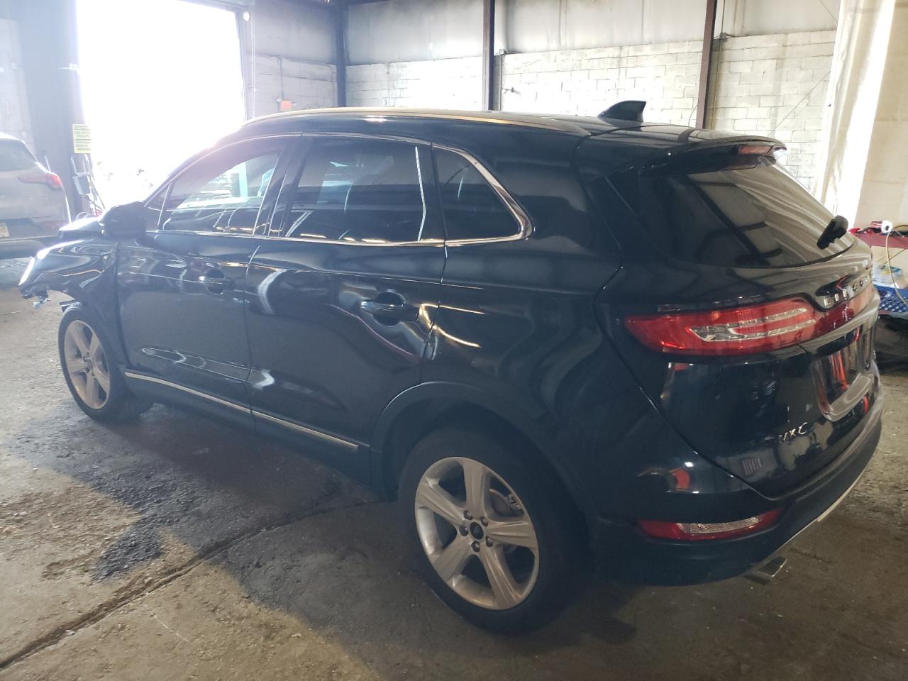2017 Lincoln MKC - Image 2