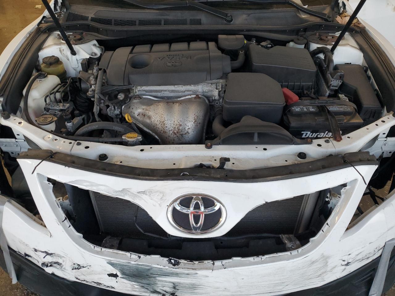2011 Toyota Camry - Image 11