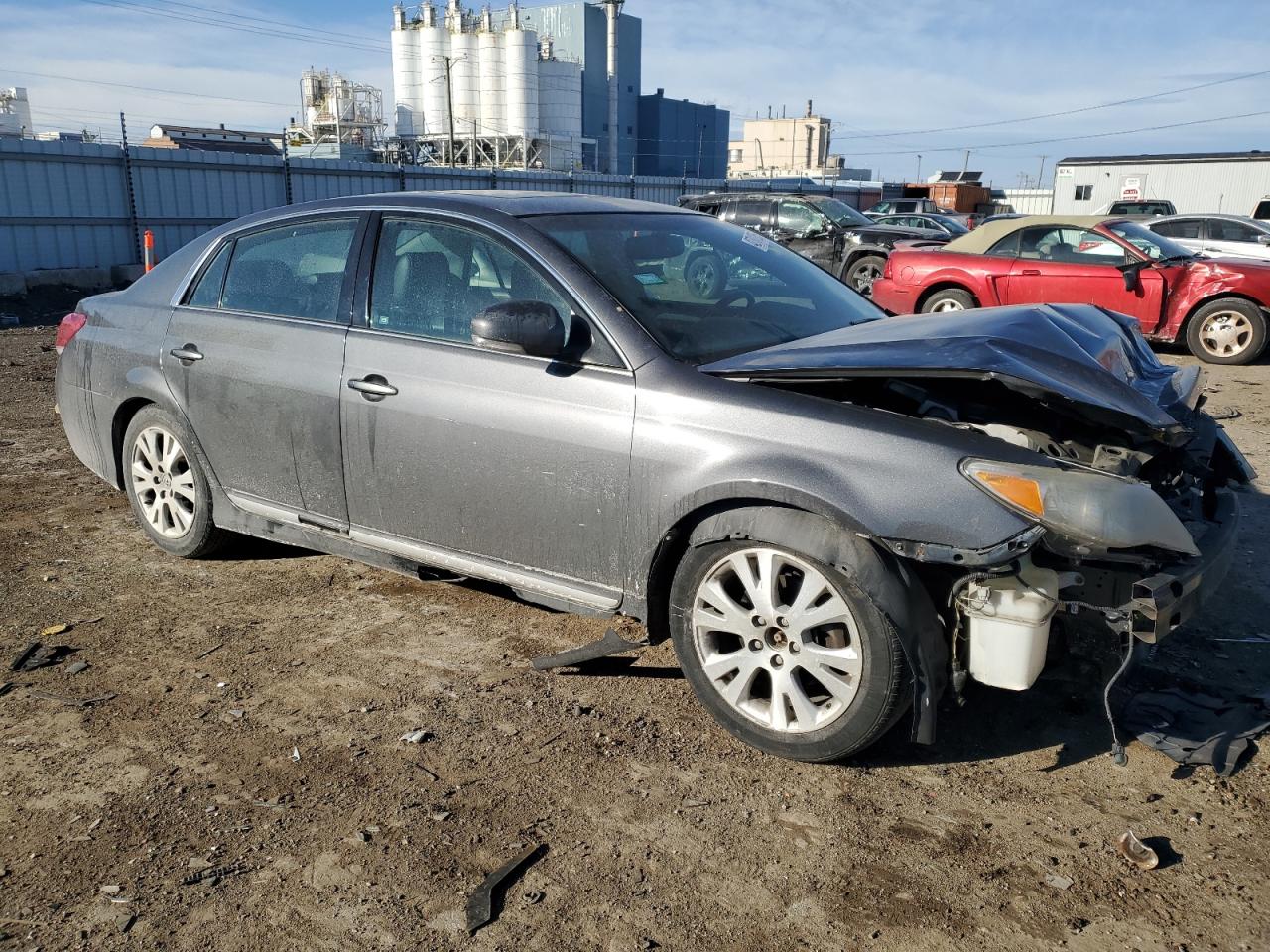 2011 Toyota Avalon - Image 4
