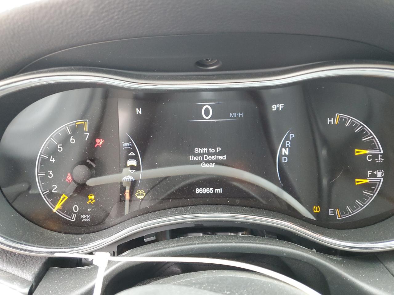 2019 Jeep Grand Cherokee - Image 9