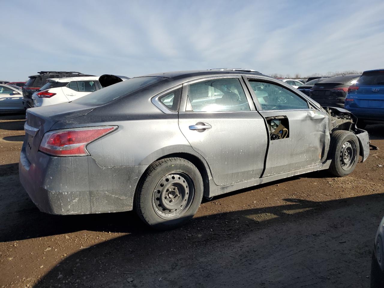 2015 Nissan Altima - Image 3
