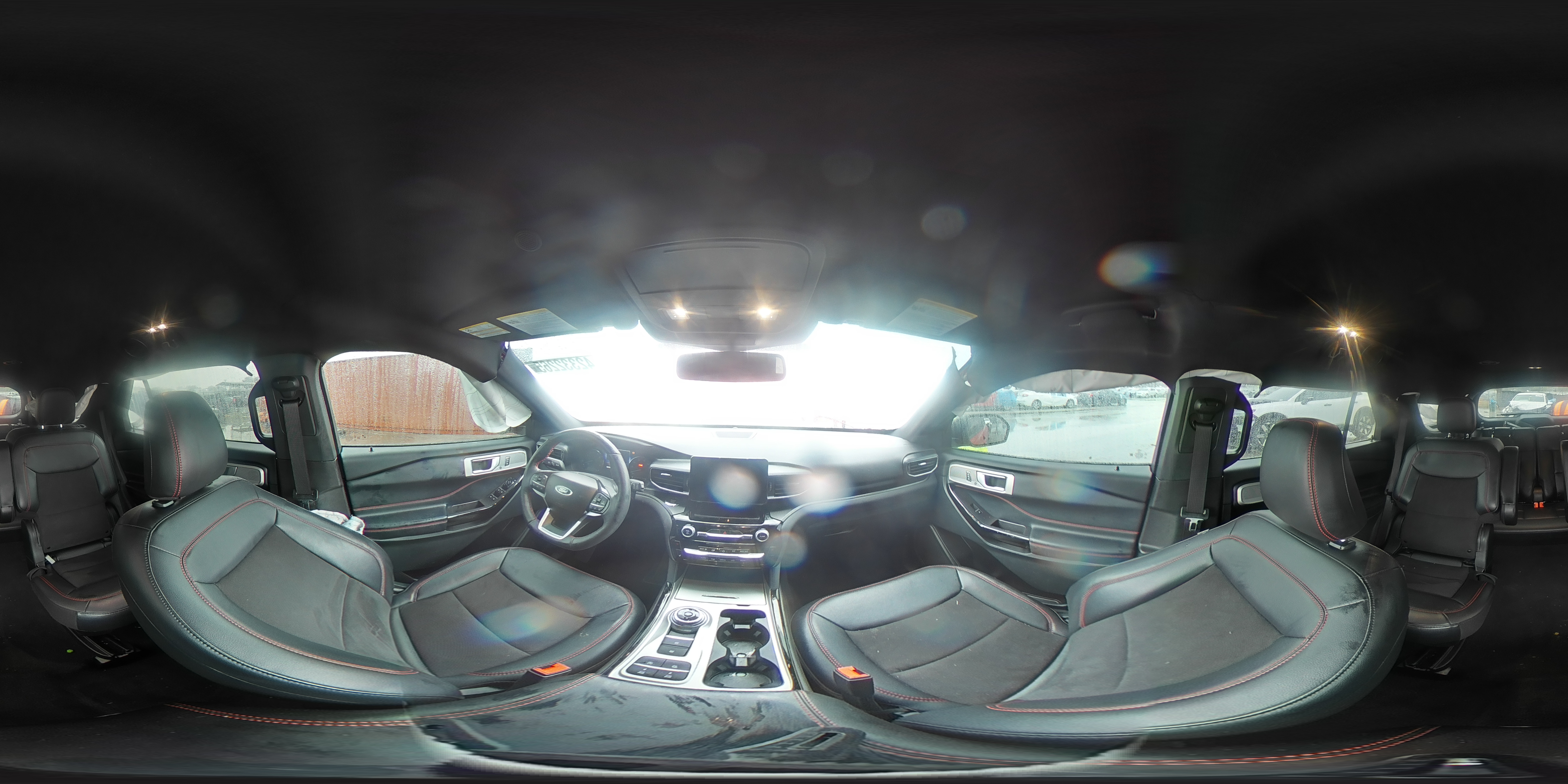 2023 Ford Explorer - Image 13