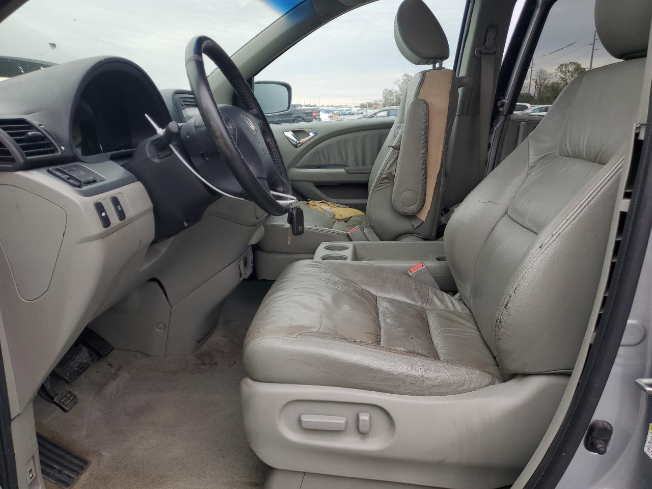 2009 Honda Odyssey - Image 7