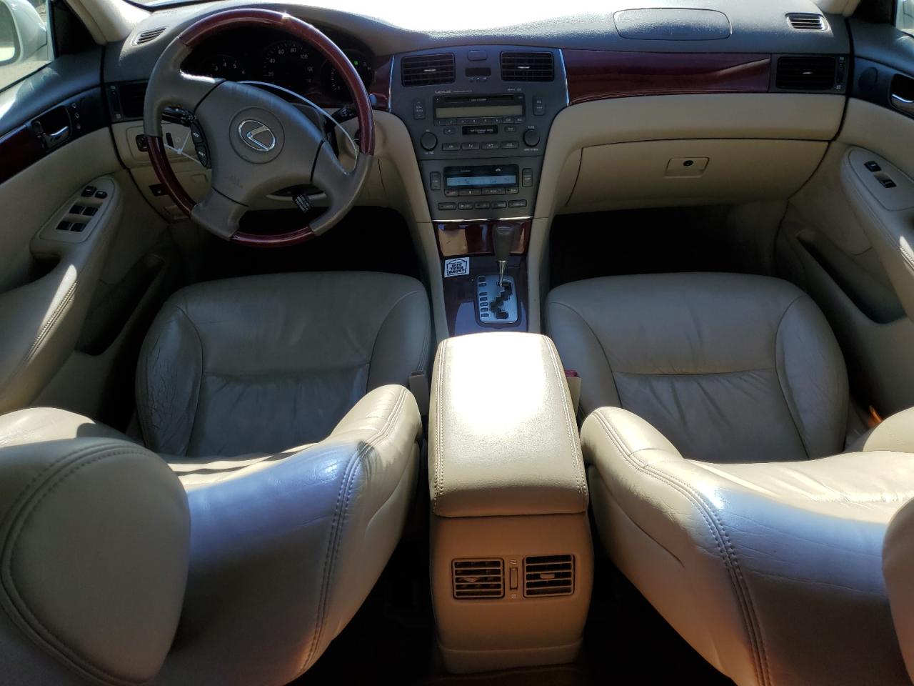 2002 Lexus ES - Image 8