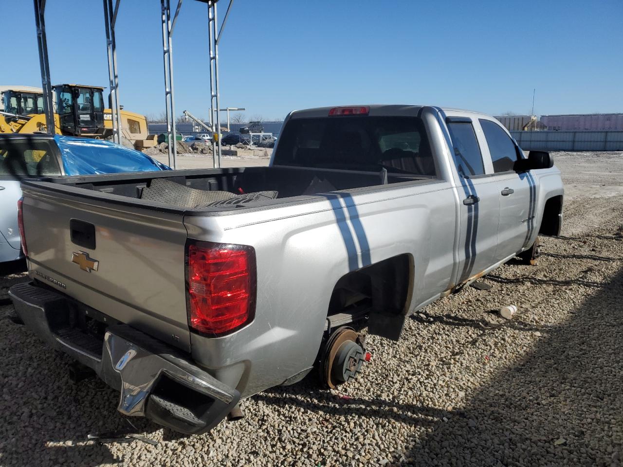 2014 Chevrolet Silverado - Image 3