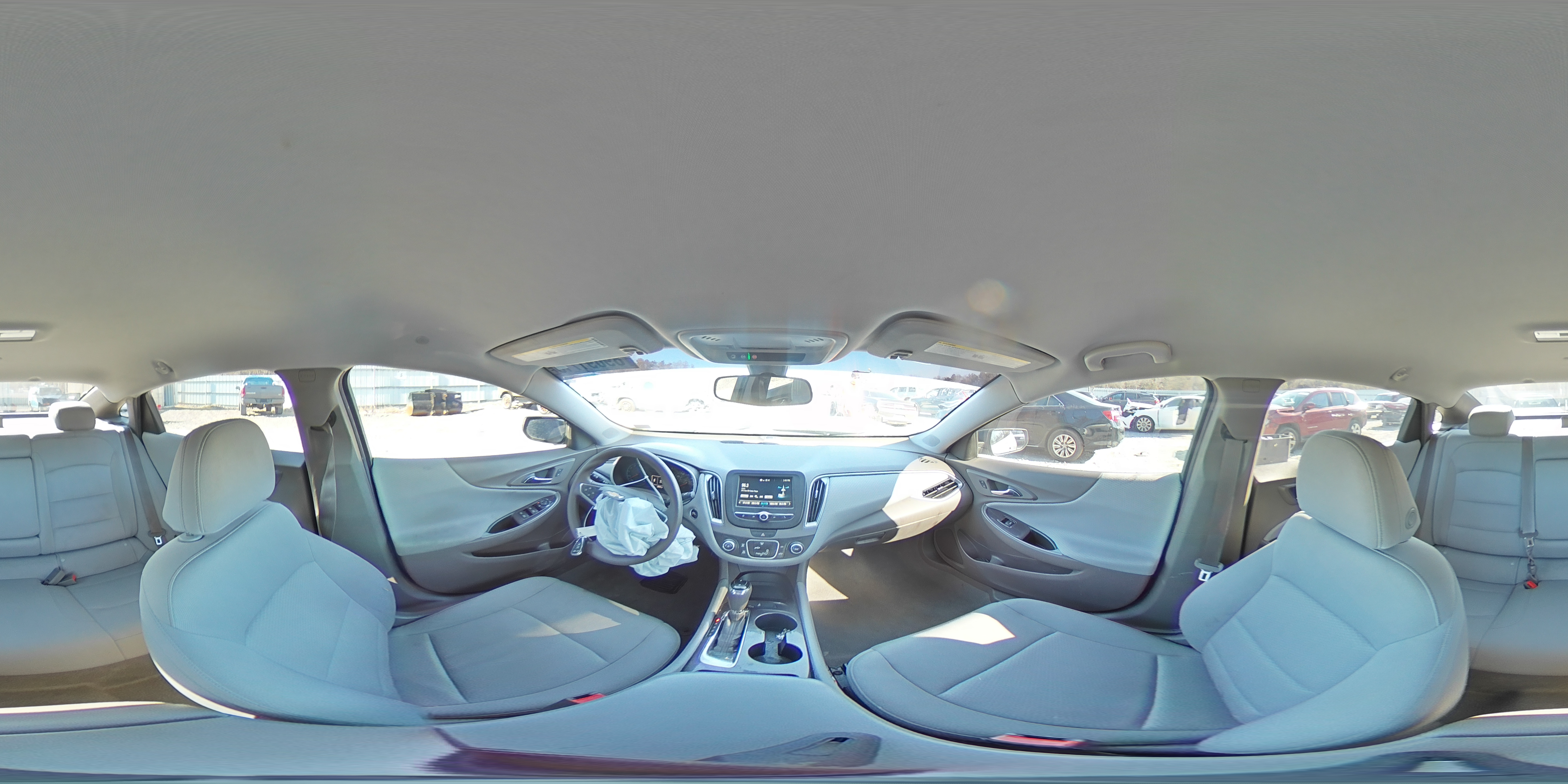 2018 Chevrolet Malibu - Image 13