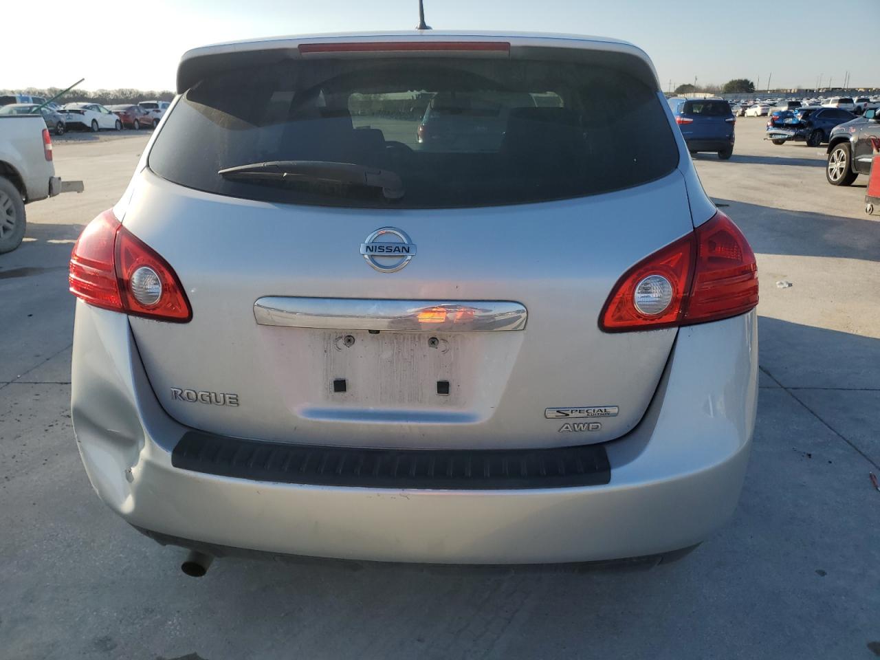 2013 Nissan Rogue - Image 6