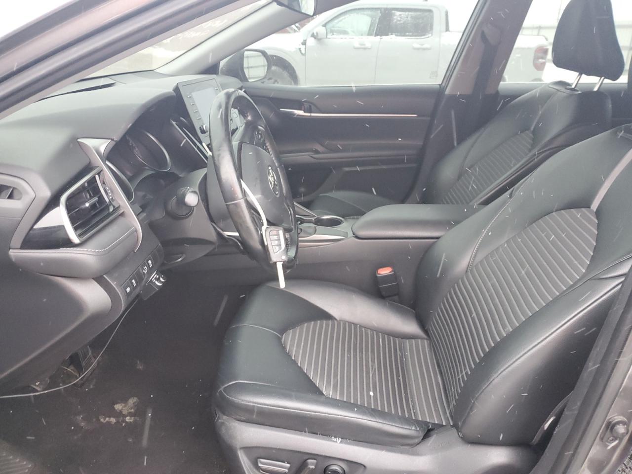 2021 Toyota Camry - Image 7