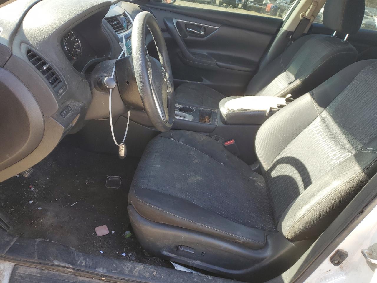 2016 Nissan Altima - Image 7