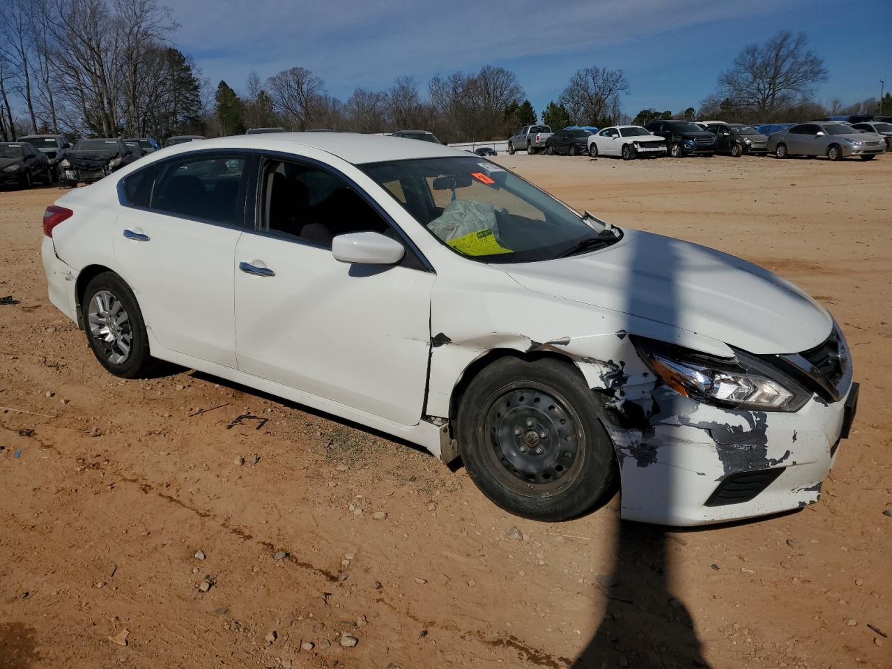 2017 Nissan Altima - Image 4