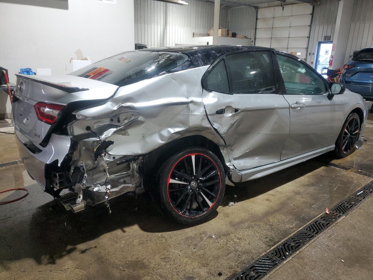 2018 Toyota Camry - Image 3