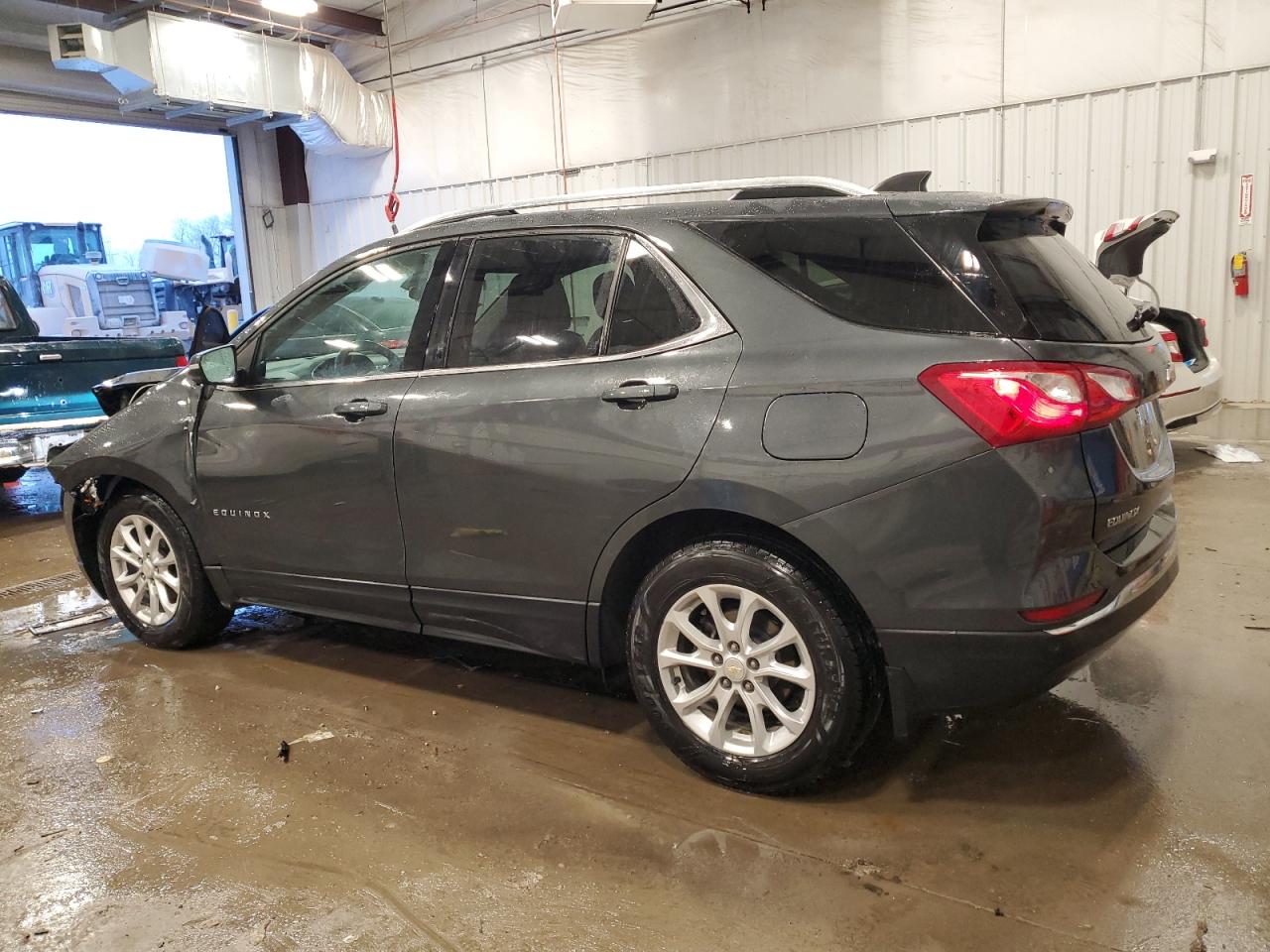 3GNAXUEV8KL194589 CHEVROLET EQUINOX 2019