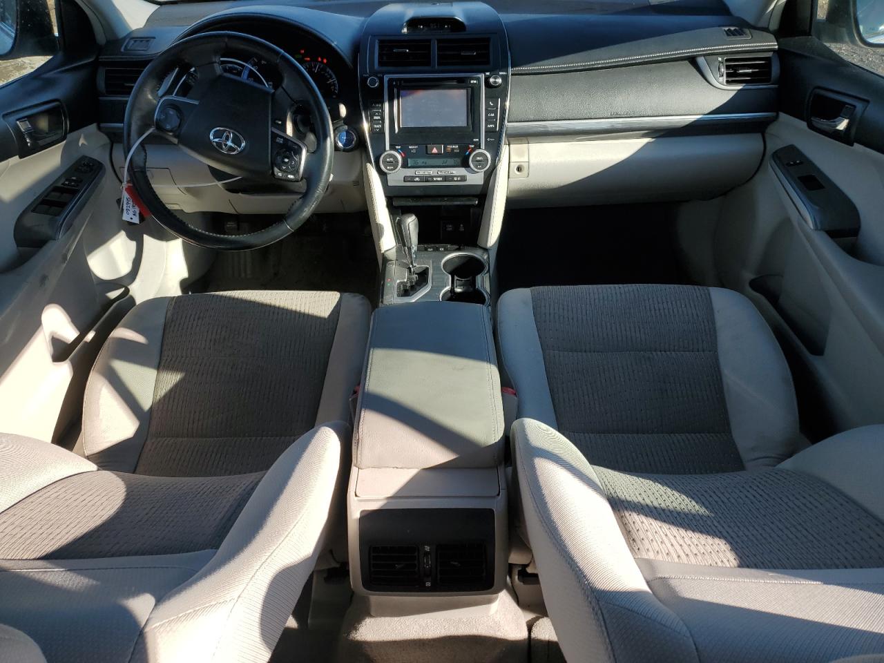 2013 Toyota Camry - Image 8
