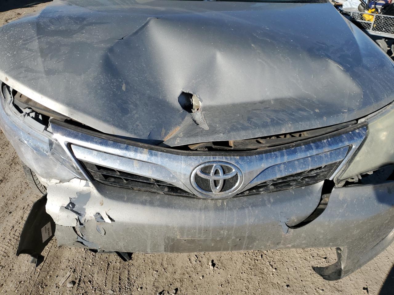 2014 Toyota Camry - Image 13