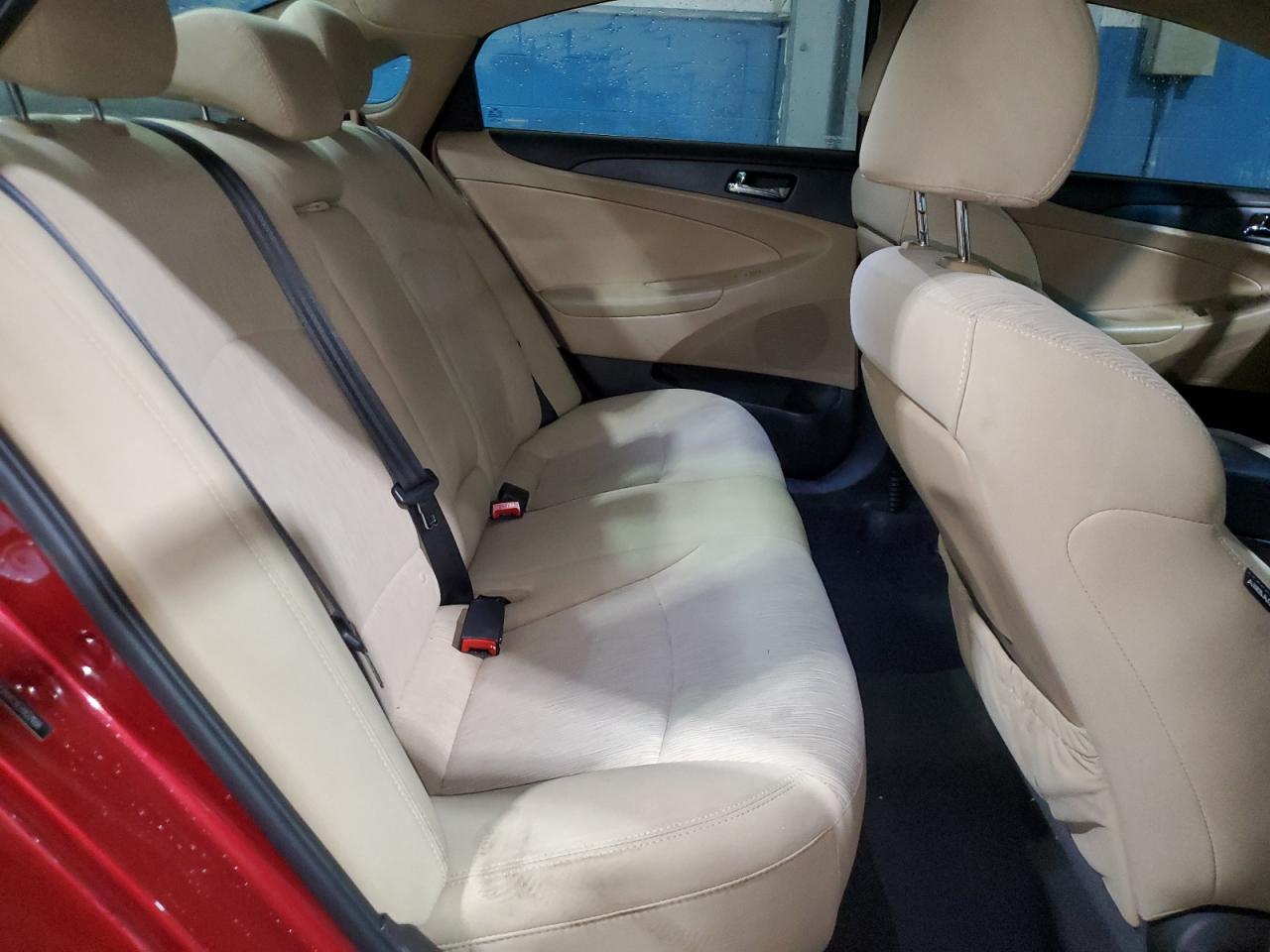 2014 Hyundai Sonata - Image 10