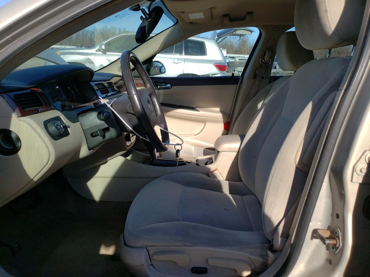 2010 Chevrolet Impala - Image 7