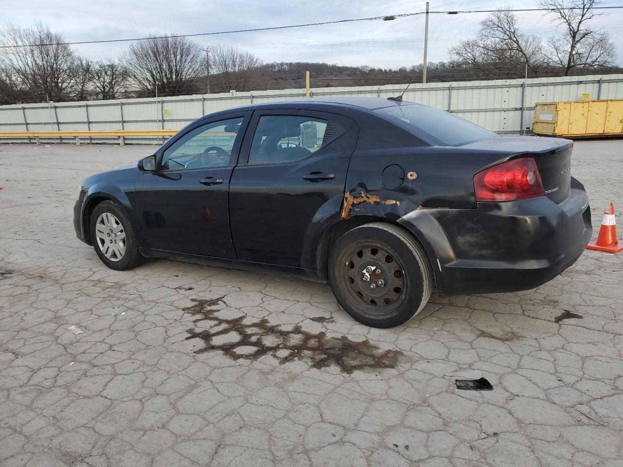 2012 Dodge Avenger - Image 2