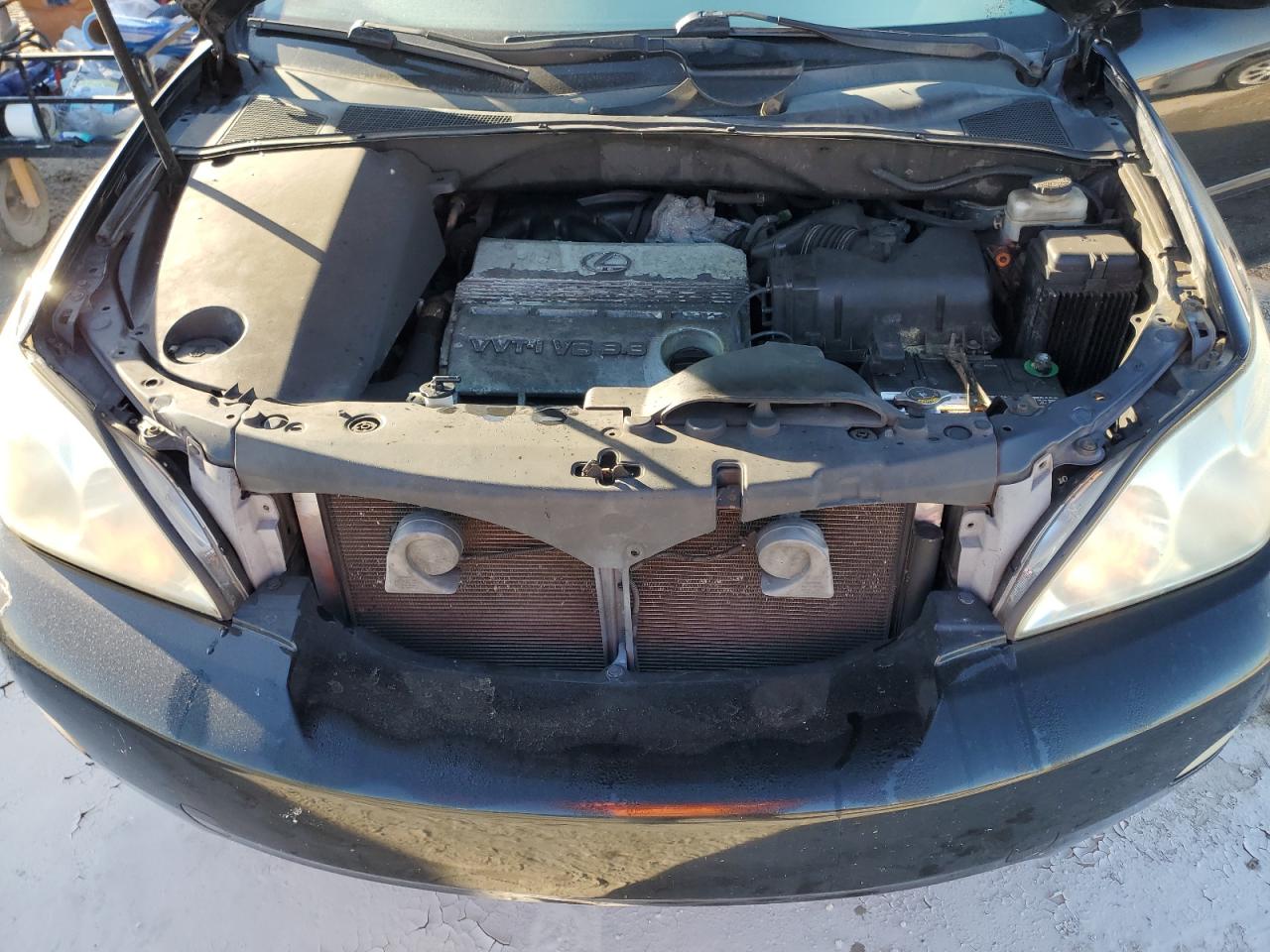 2004 Lexus RX - Image 12