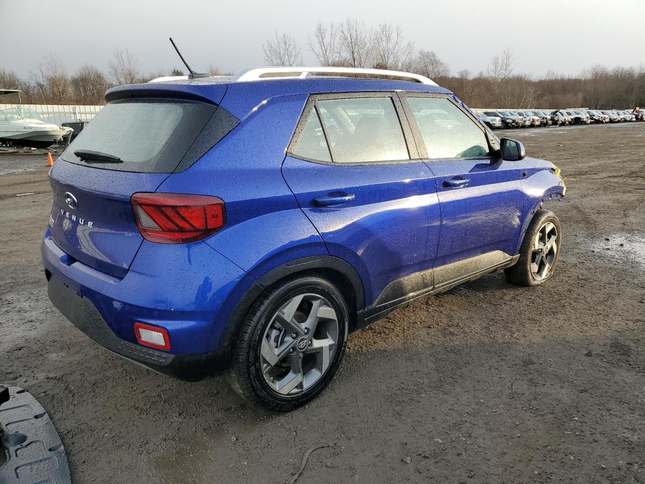 2024 Hyundai Venue - Image 3