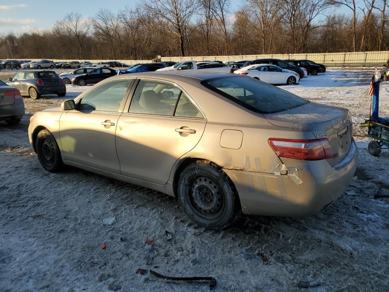 2009 Toyota Camry - Image 2