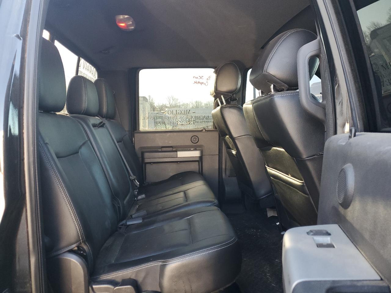 2015 Ford F350 - Image 11