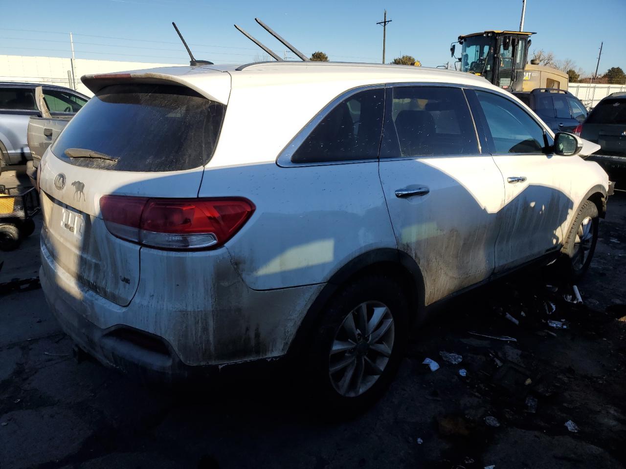 2016 Kia Sorento - Image 3