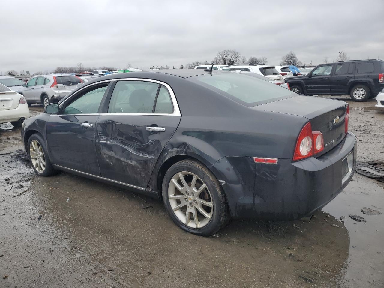 2010 Chevrolet Malibu - Image 2