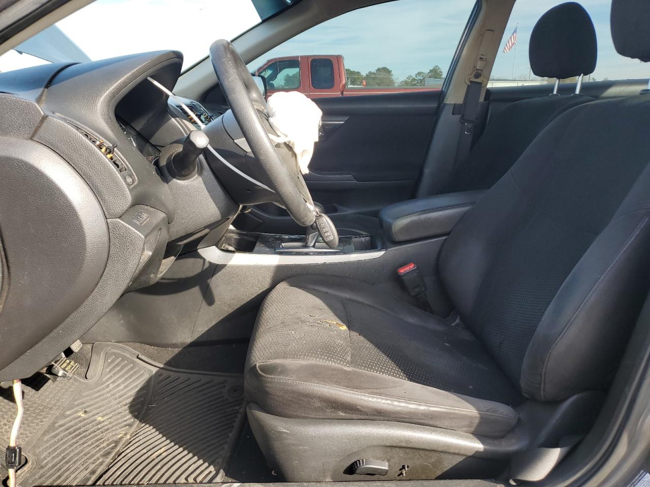 2014 Nissan Altima - Image 7