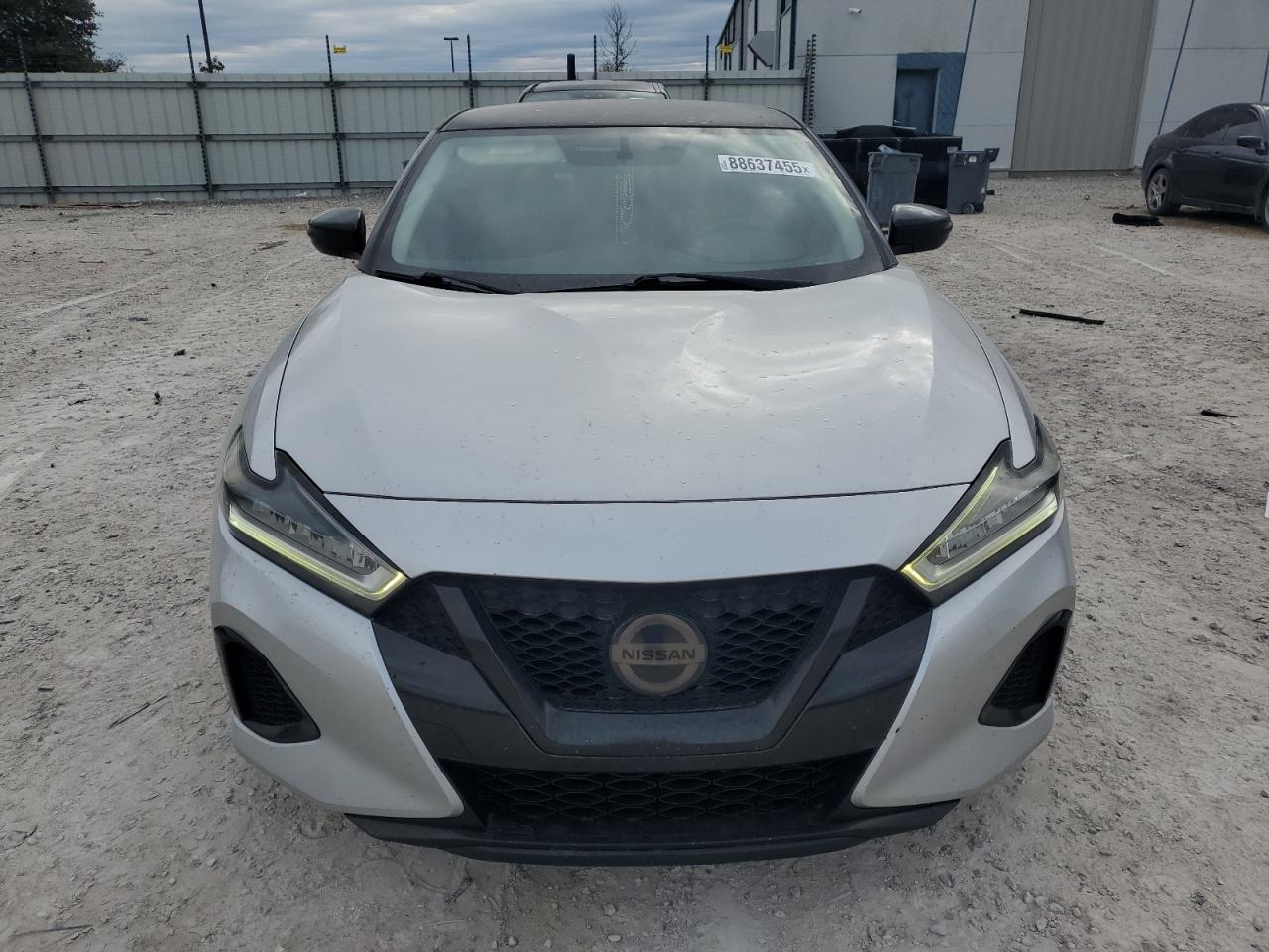 2019 Nissan Maxima - Image 5