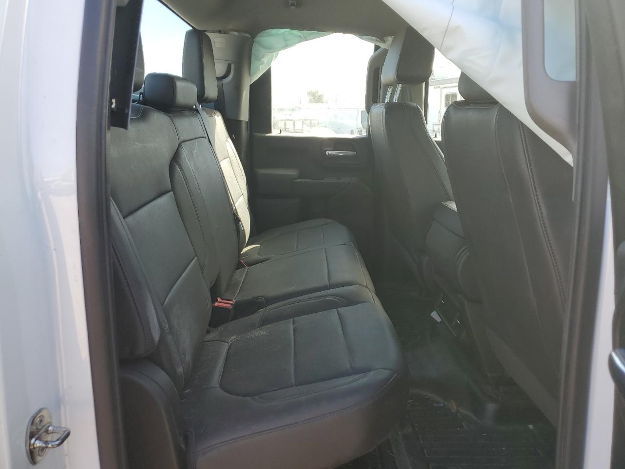 2021 Chevrolet Silverado - Image 10